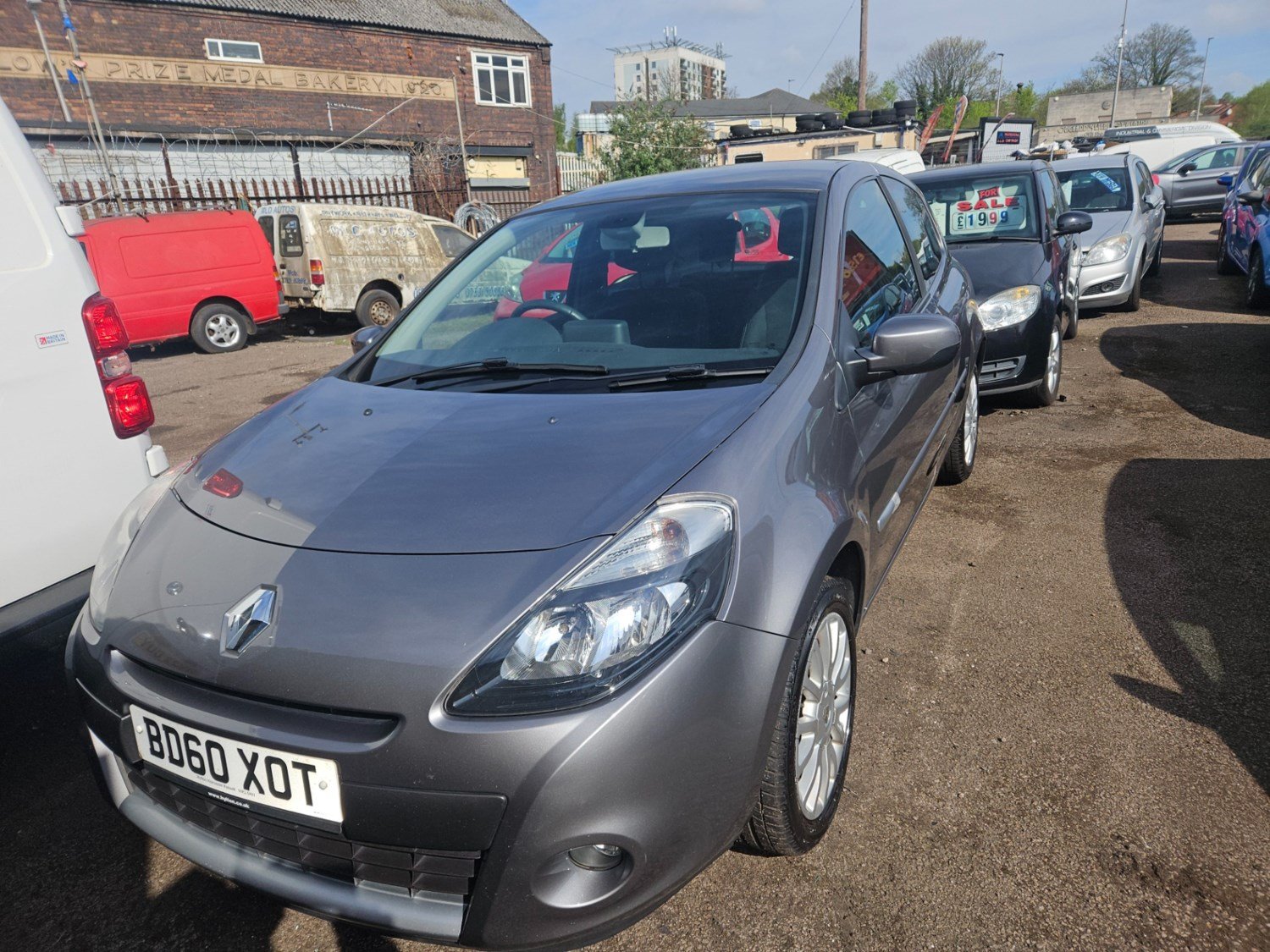 2010 Renault Clio – photo 2