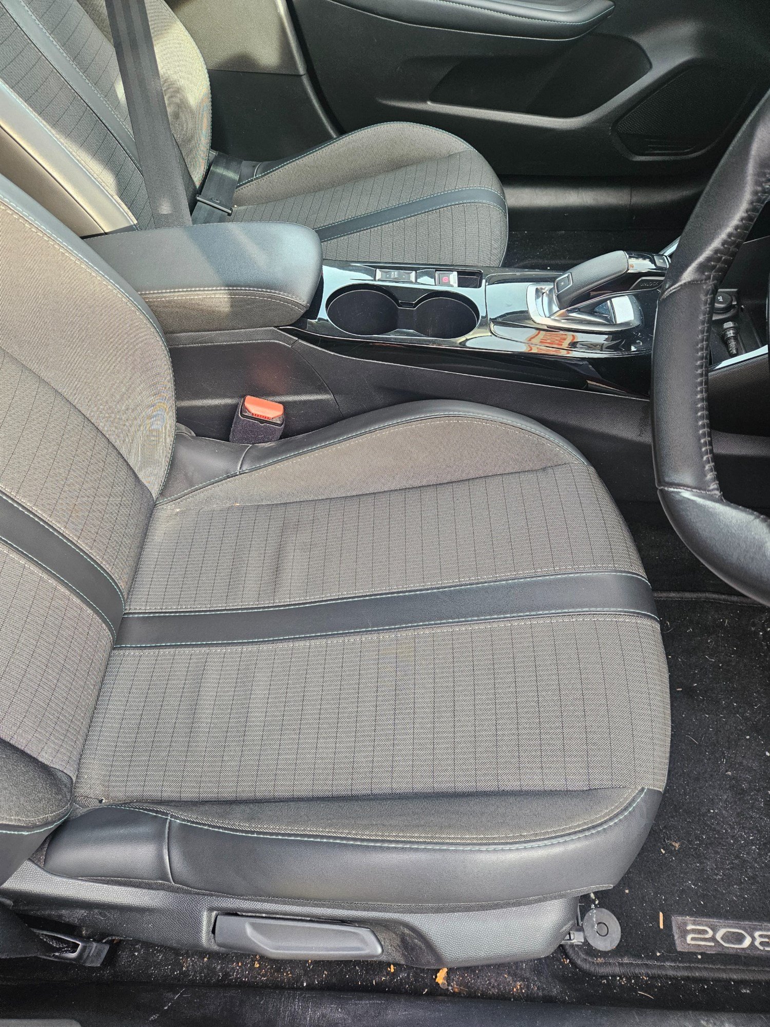 2020 Peugeot 208 – photo 7