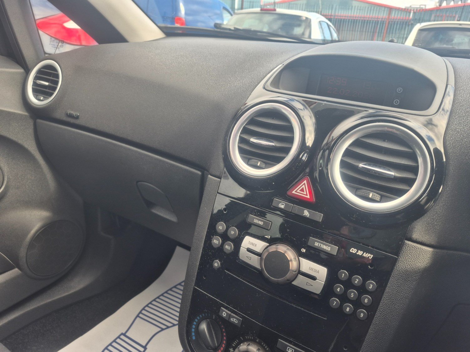 2013 Vauxhall Corsa – photo 9