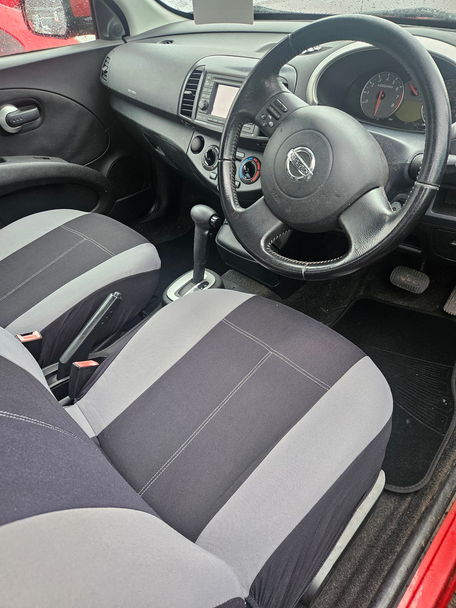 2010 NISSAN MICRA – photo 5