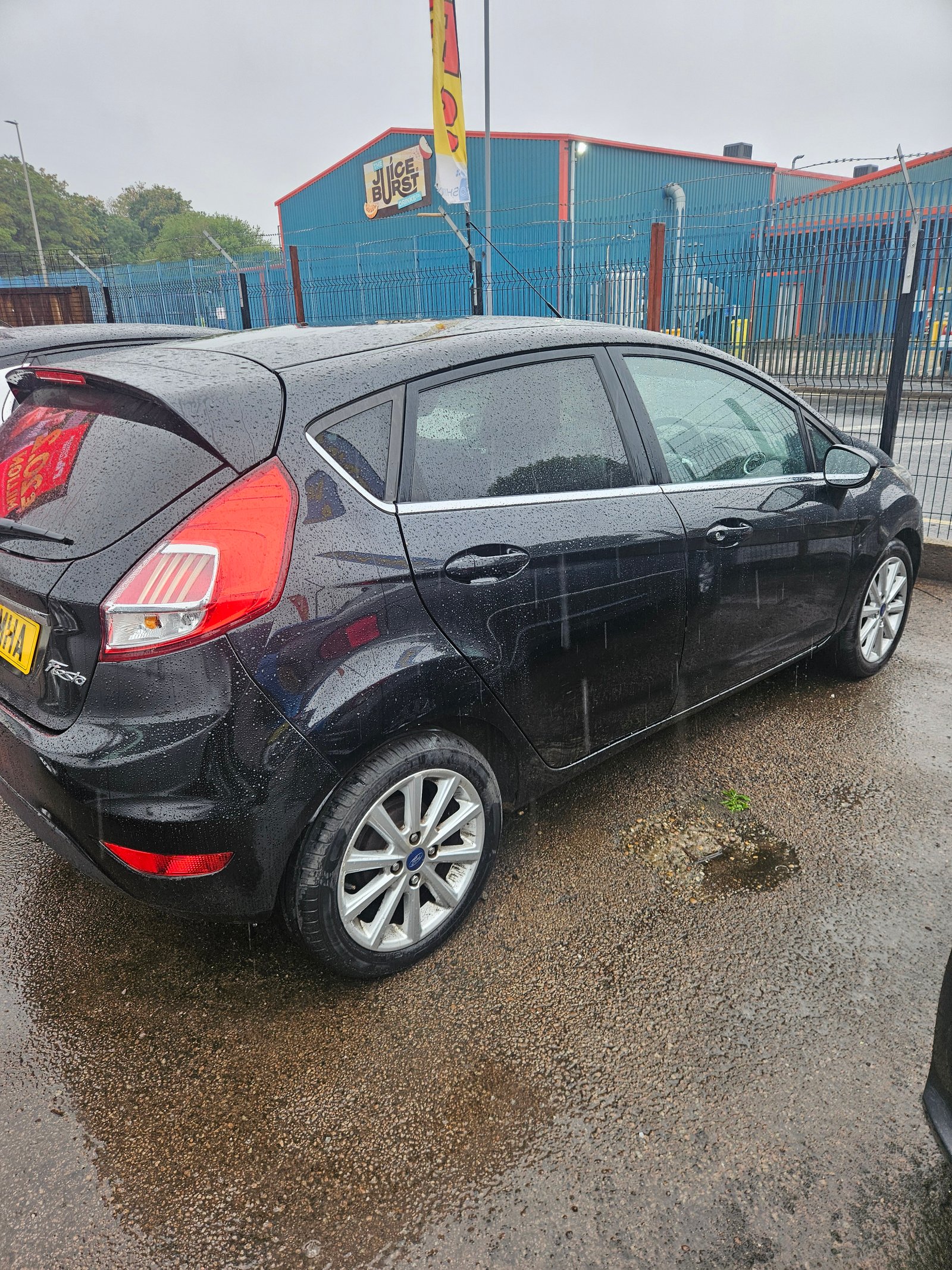 2016 Ford fiesta  titanium